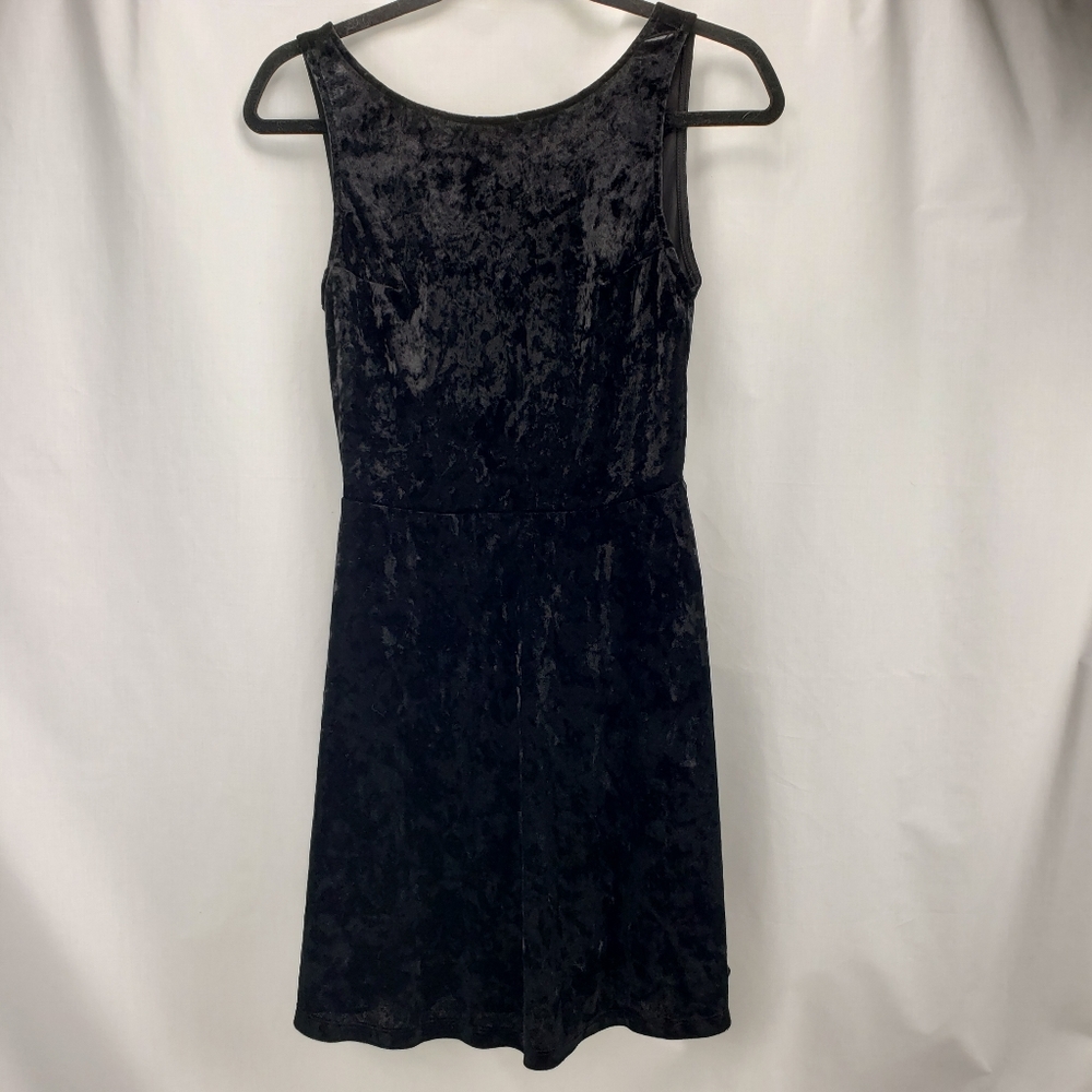 Divided V-back Mini Dress Velvet Women’s Size US 6 Sleeveless Black
